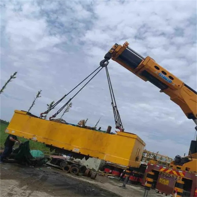 凌云吊车吊集装箱需要多少钱