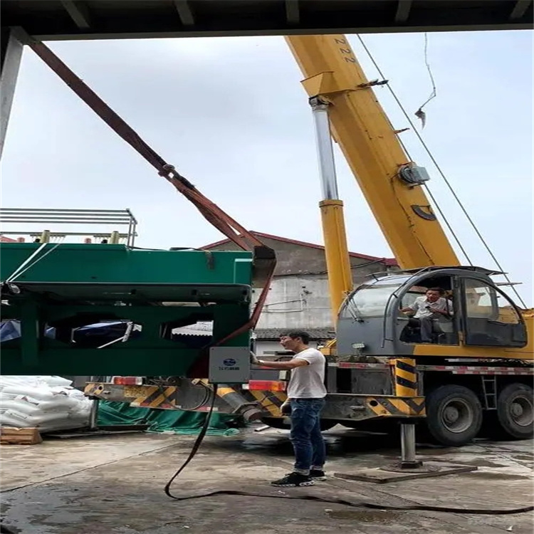 凌云大吨位吊车租赁应急保障方案|化解突发吊装需求难题